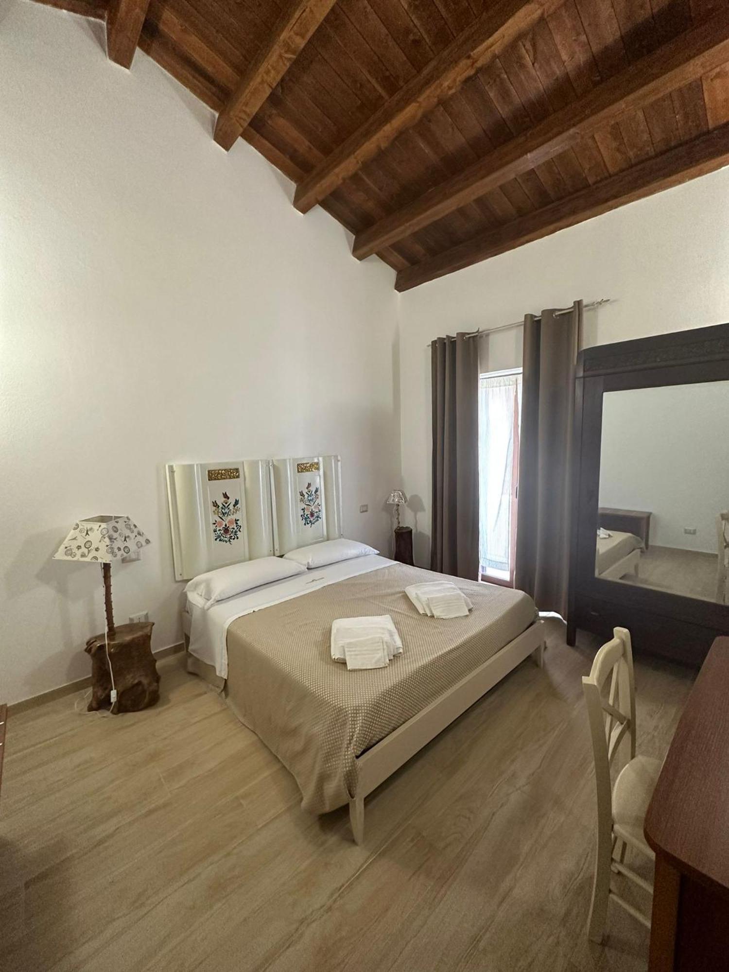 B&B Vittorio Emanuele Cirò Marina Exteriör bild