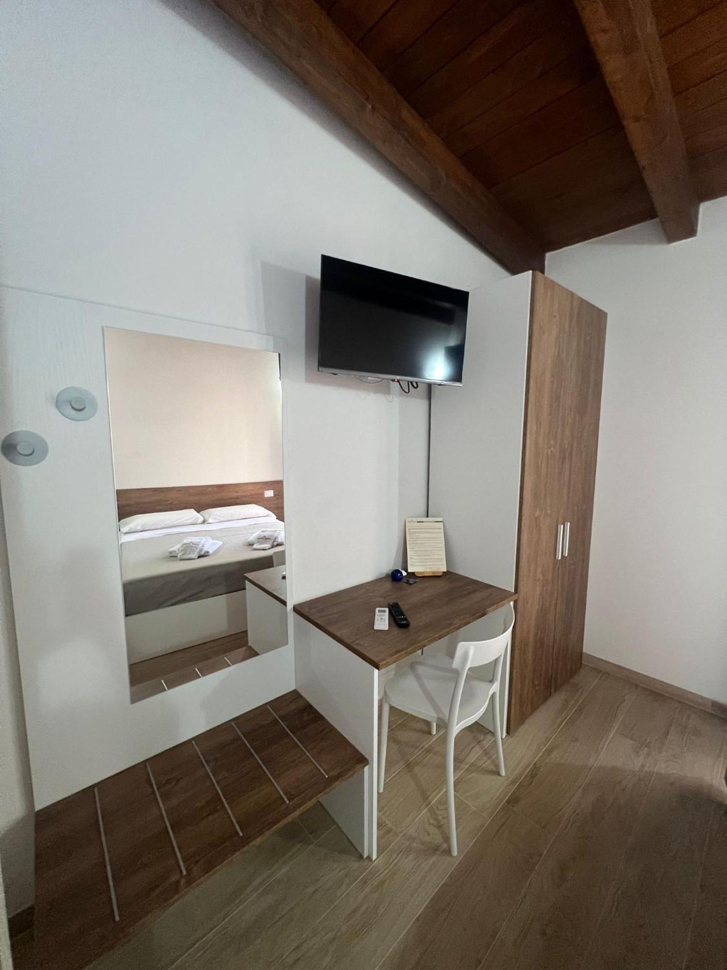 B&B Vittorio Emanuele Cirò Marina Exteriör bild