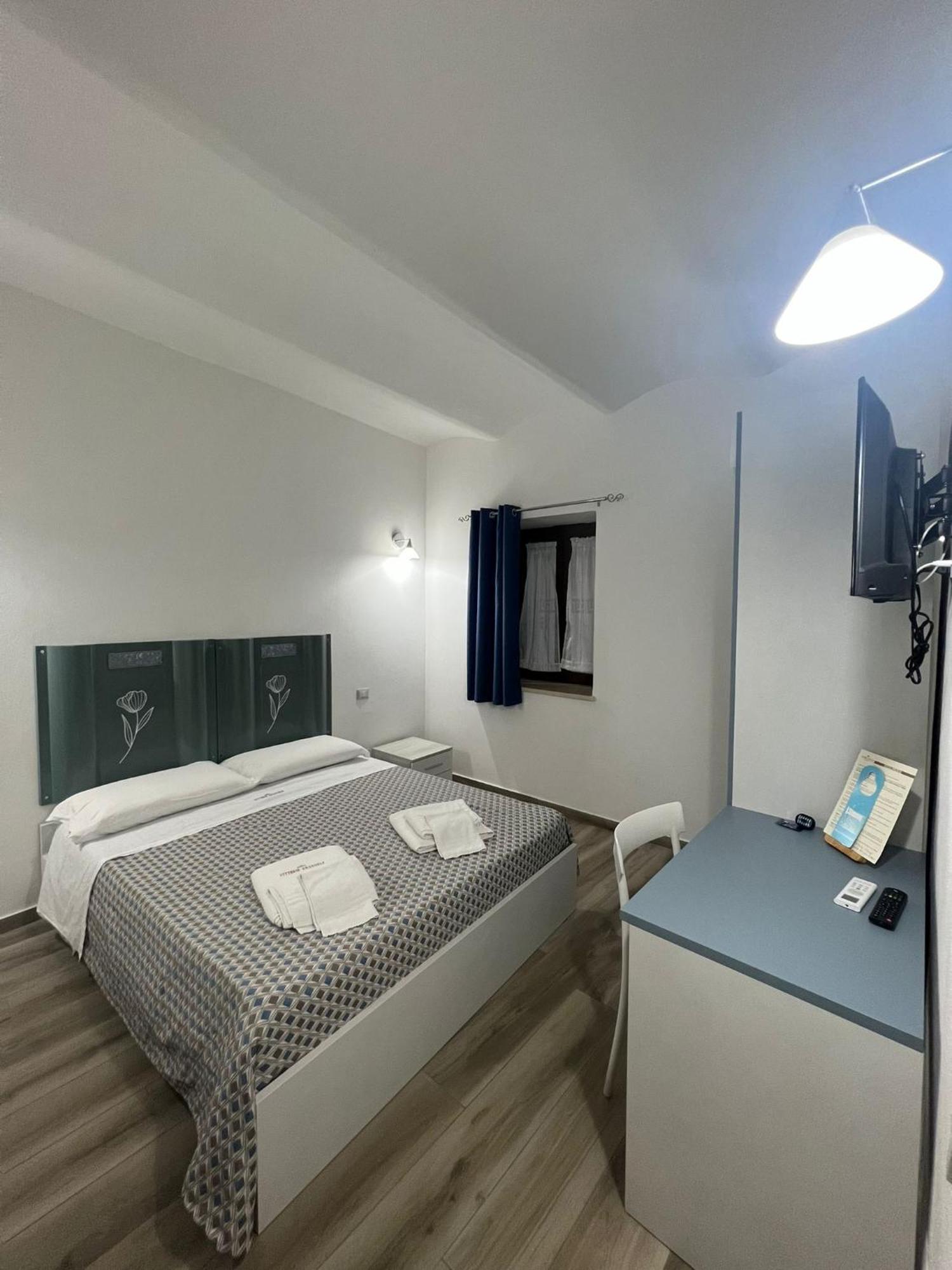 B&B Vittorio Emanuele Cirò Marina Exteriör bild