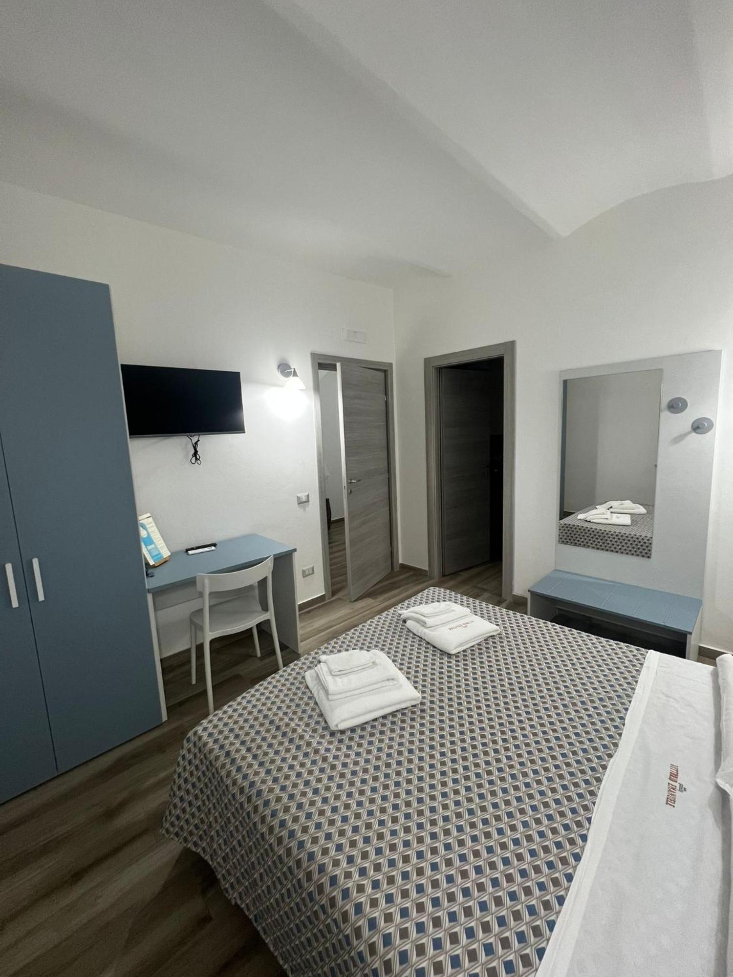 B&B Vittorio Emanuele Cirò Marina Exteriör bild